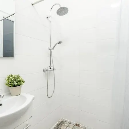 Apartment Dessy Downtown